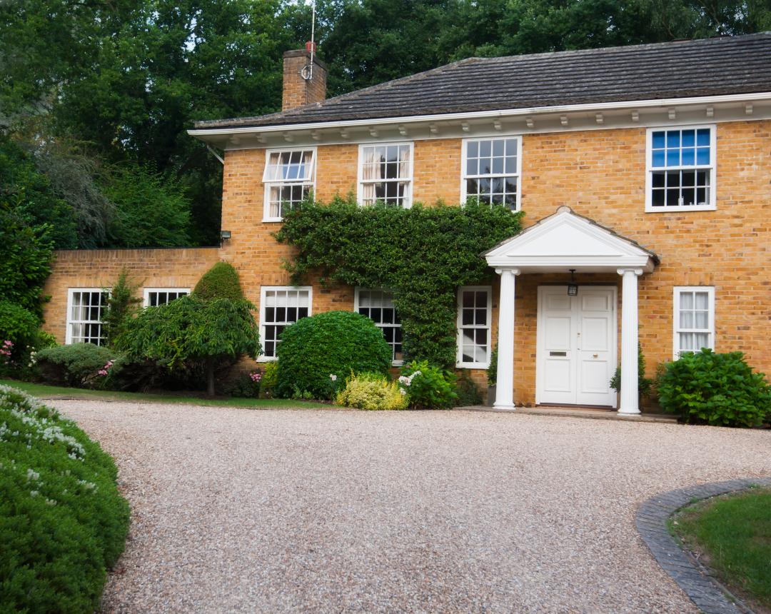 How to create a low maintenance gravel driveway