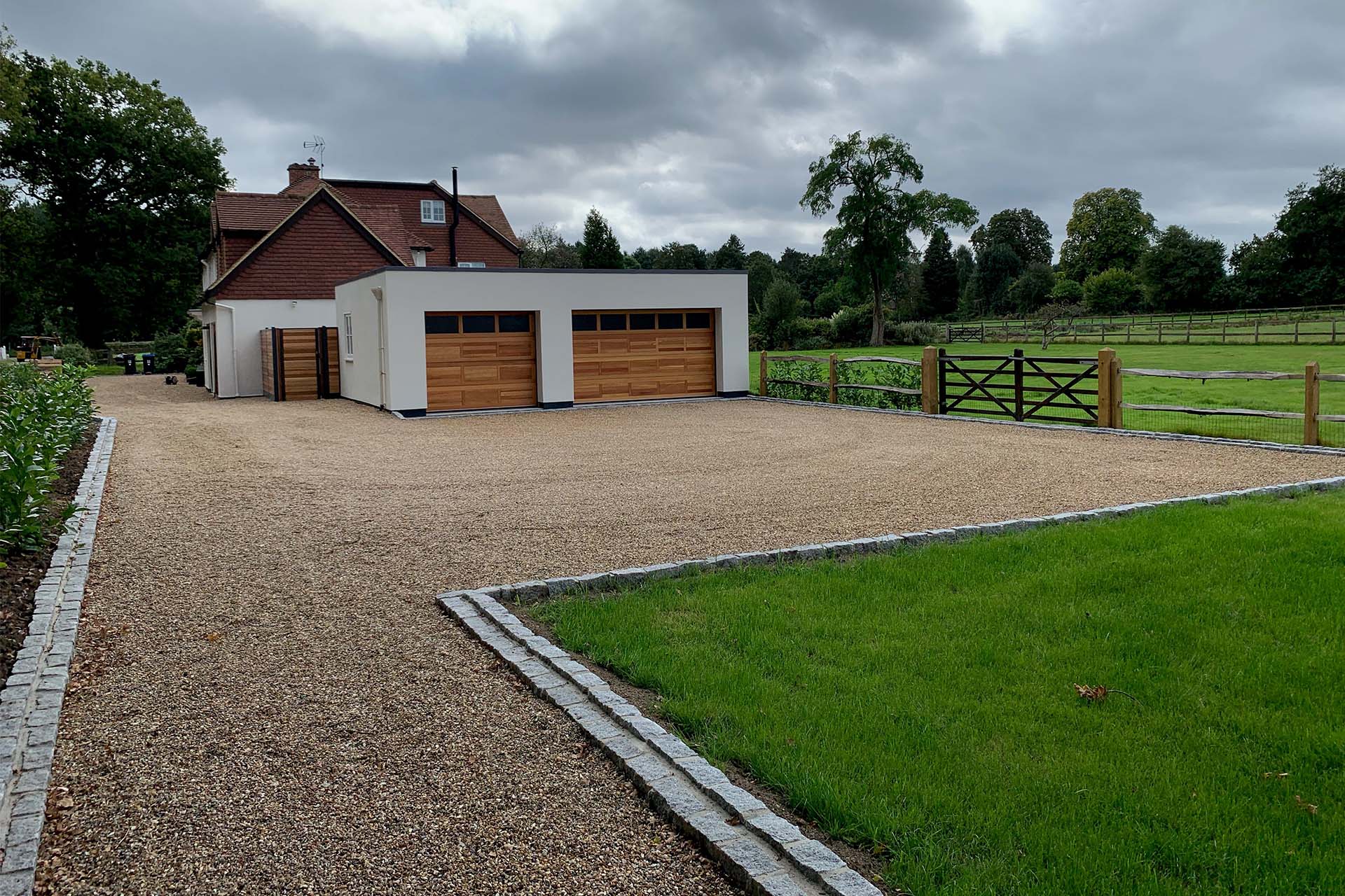 Gravel stabilisation using Gravelrings for a busy family home